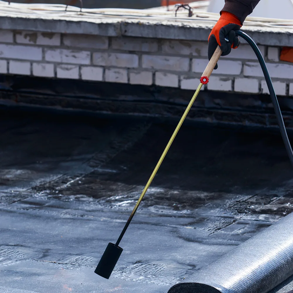 Membrane EPDM ou PVC : quelle étanchéité choisir pour un toit plat à Mennecy ?